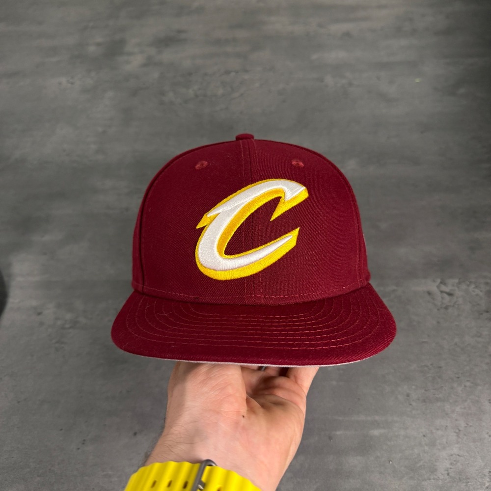 New Era Cleveland Cavaliers Snapback Hat Wine Red Big Logo NBA Hat Flat Brim - Picture 2 of 8